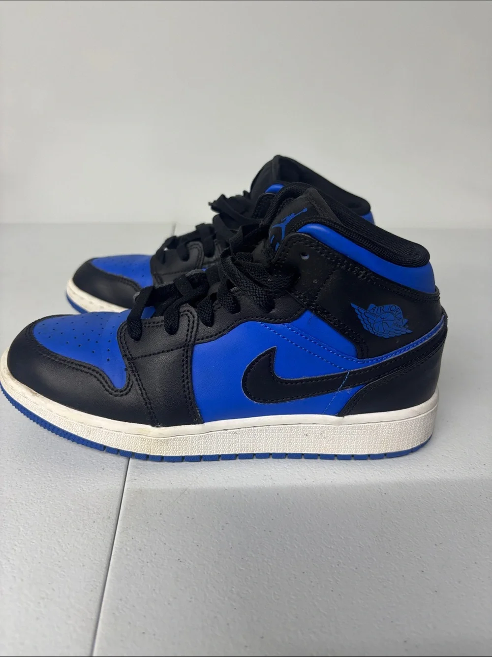 Nike Air Jordan 1 Mid - Black and Blue Size 5Y